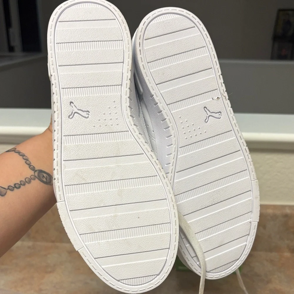 Puma White and Gold Women's Sneakers - Picture 3 of 5